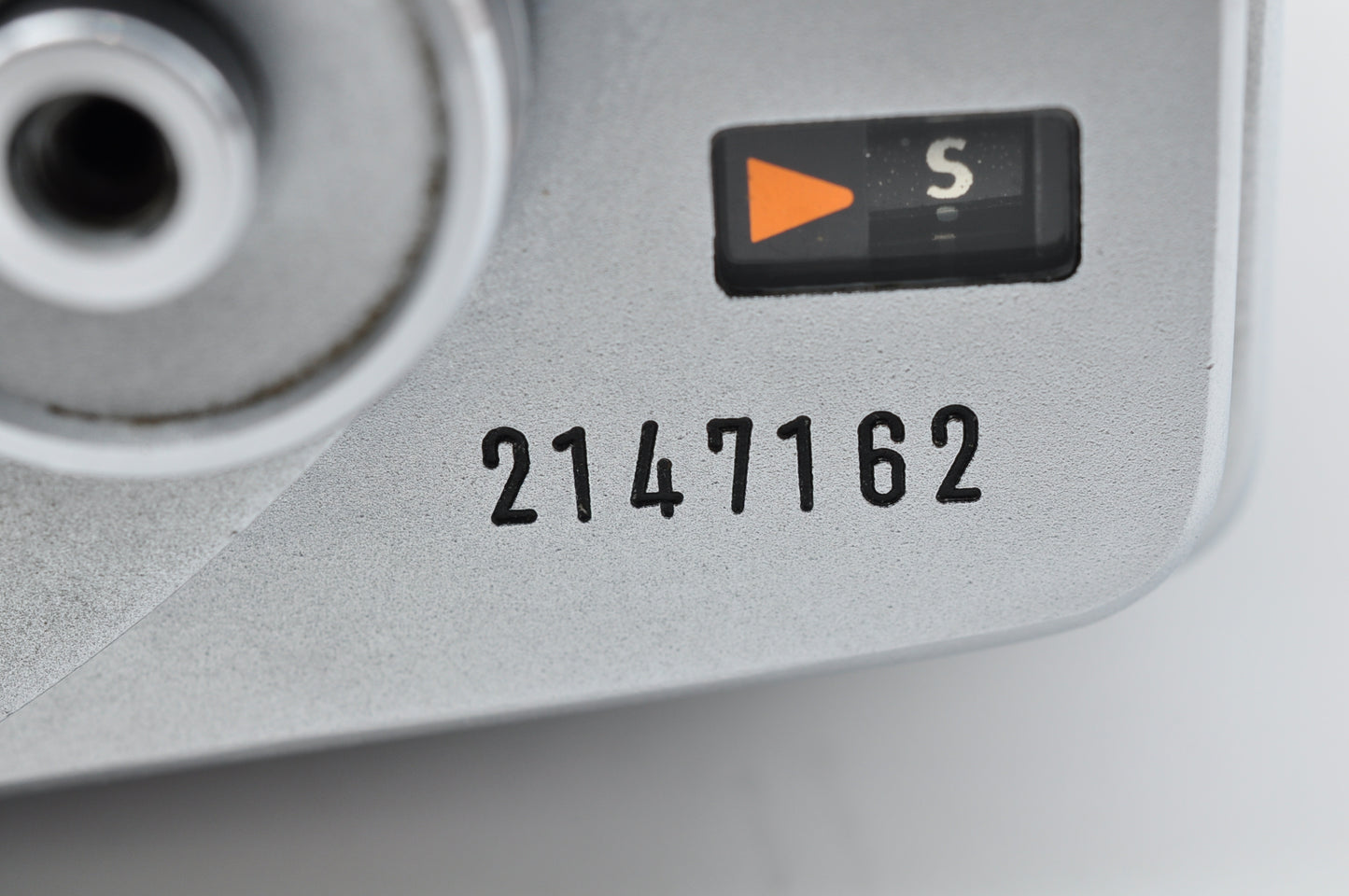 Minolta SR-7 35mm SLR Film Camera Body Vintage Manual Focus Japan【Very good】
