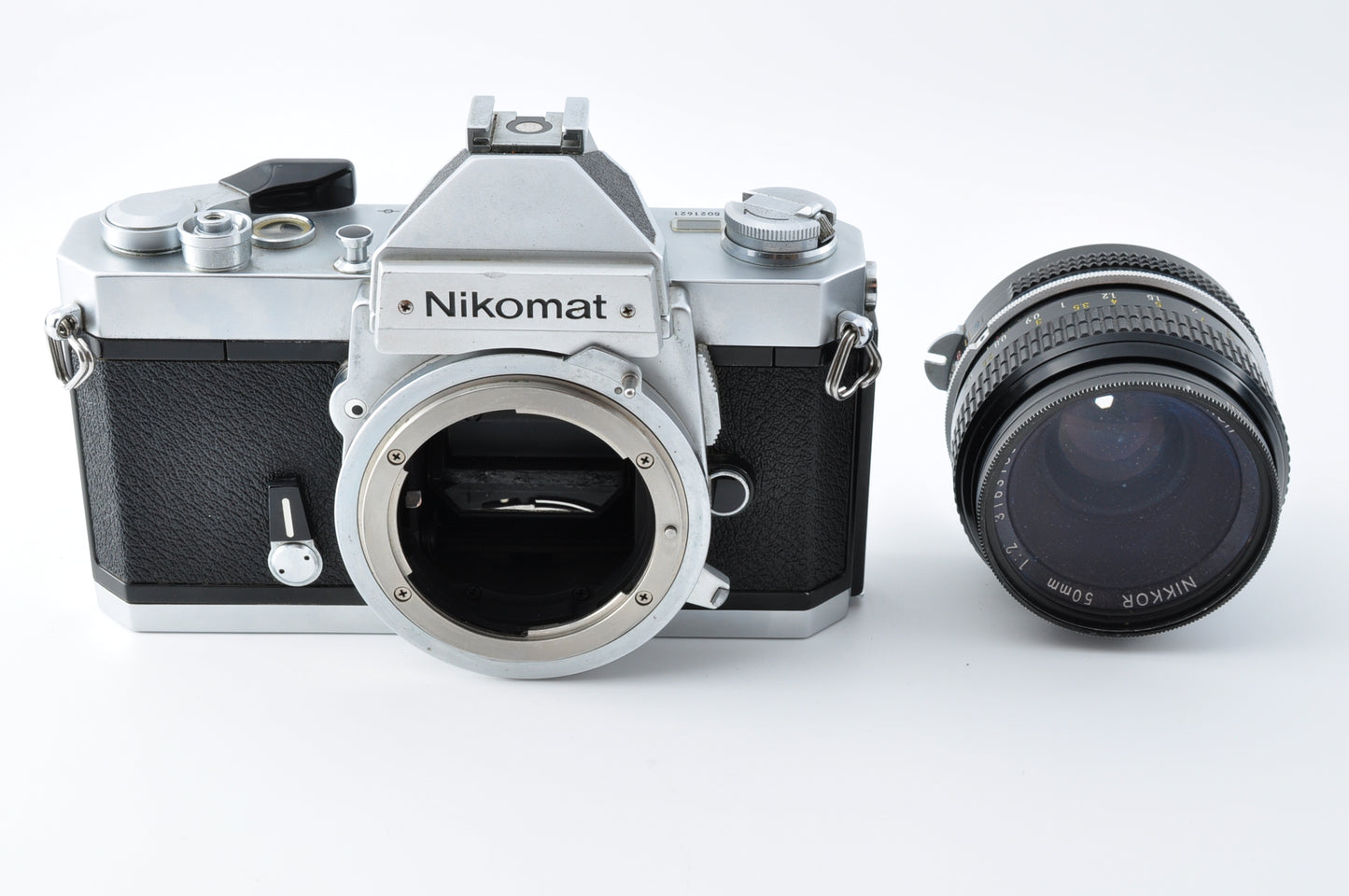 Nikon Nikomat FT2 SLR Film Camera Silver Non Ai Nikkor 50mm f/2 JAPAN【Exc3+】
