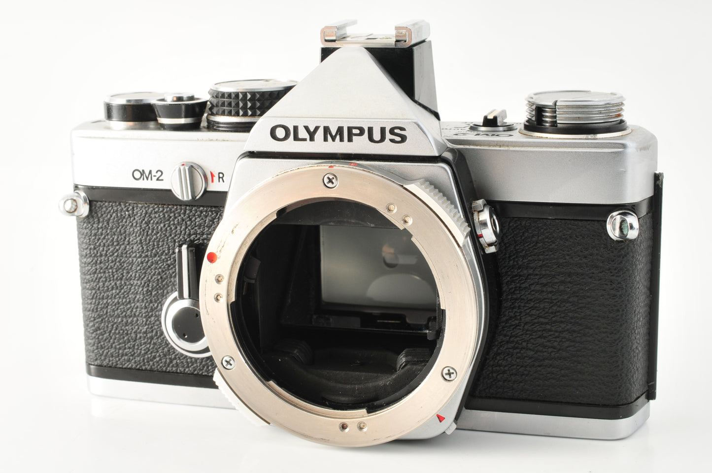Olympus OM-2 Film Camera 35-105 f3.5-4.5 200mm f5 2Lens TELECONVERTER【Near Mint】