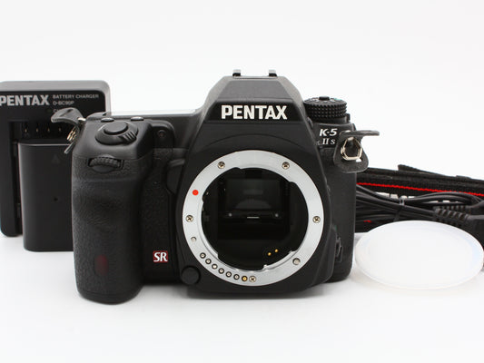 Pentax K-5 IIs Digital SLR Camera Body from JAPAN【Near Mint】