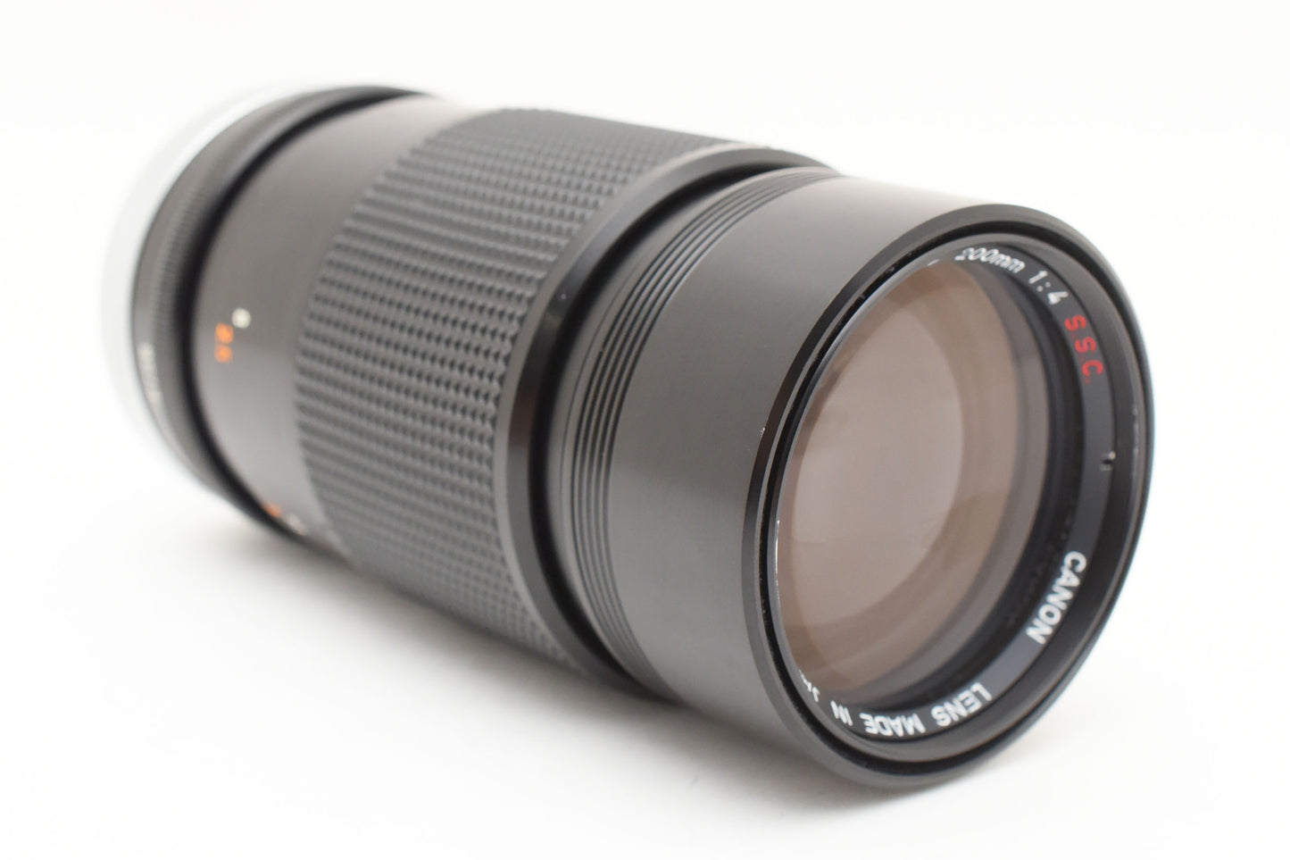 Canon FD 200mm f/4 S.S.C. Manual Focus Telephoto Lens From JAPAN【Exc+3】