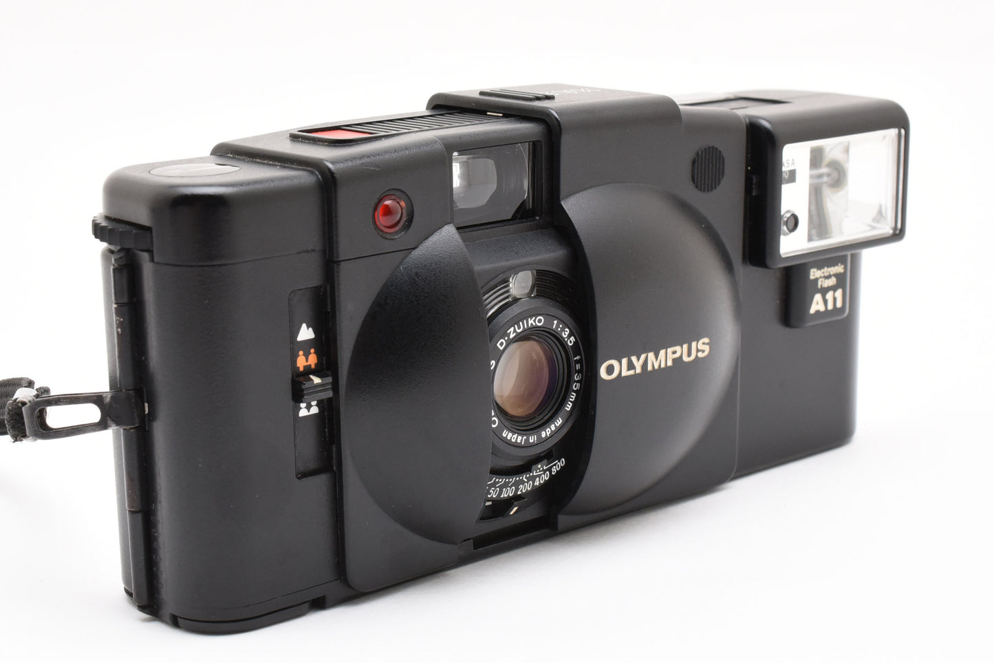 Olympus XA 2 35mm Film Camera D.Zuiko f/3.5 Lens From JAPAN 【Exc+5】