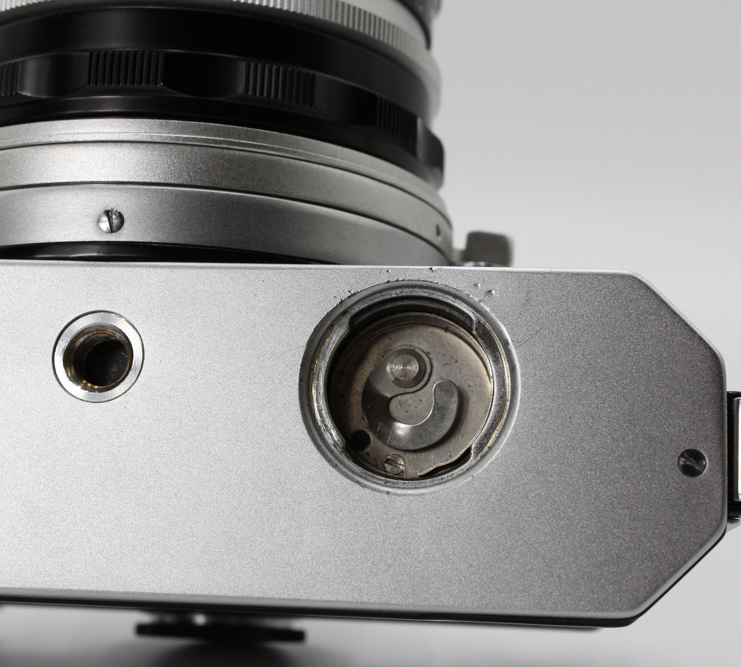 Nikon Nikomat FT 35mm Film Camera Nikkor H 28mm f/3.5 Non Ai Japan【Very good】