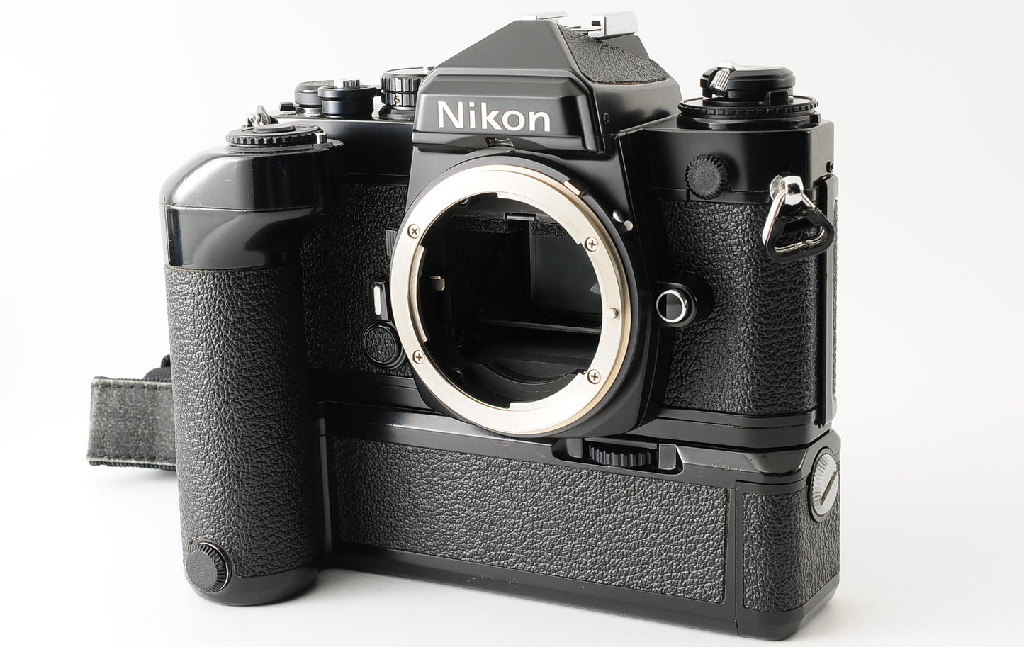 Nikon FE Black 35mm SLR Film Camera MD-12 Motordrive from JAPAN【Exc+4】