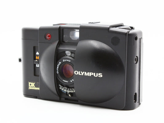 OLYMPUS XA3 DX Point & Shoot 35mm Film Camera Zuiko 35mm f/3.5 Lens JAPAN【As-is】