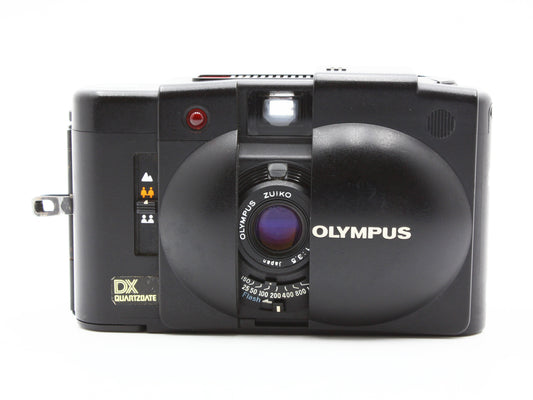 OLYMPUS XA3 DX Point & Shoot 35mm Film Camera Zuiko 35mm f/3.5 Lens JAPAN【As-is】