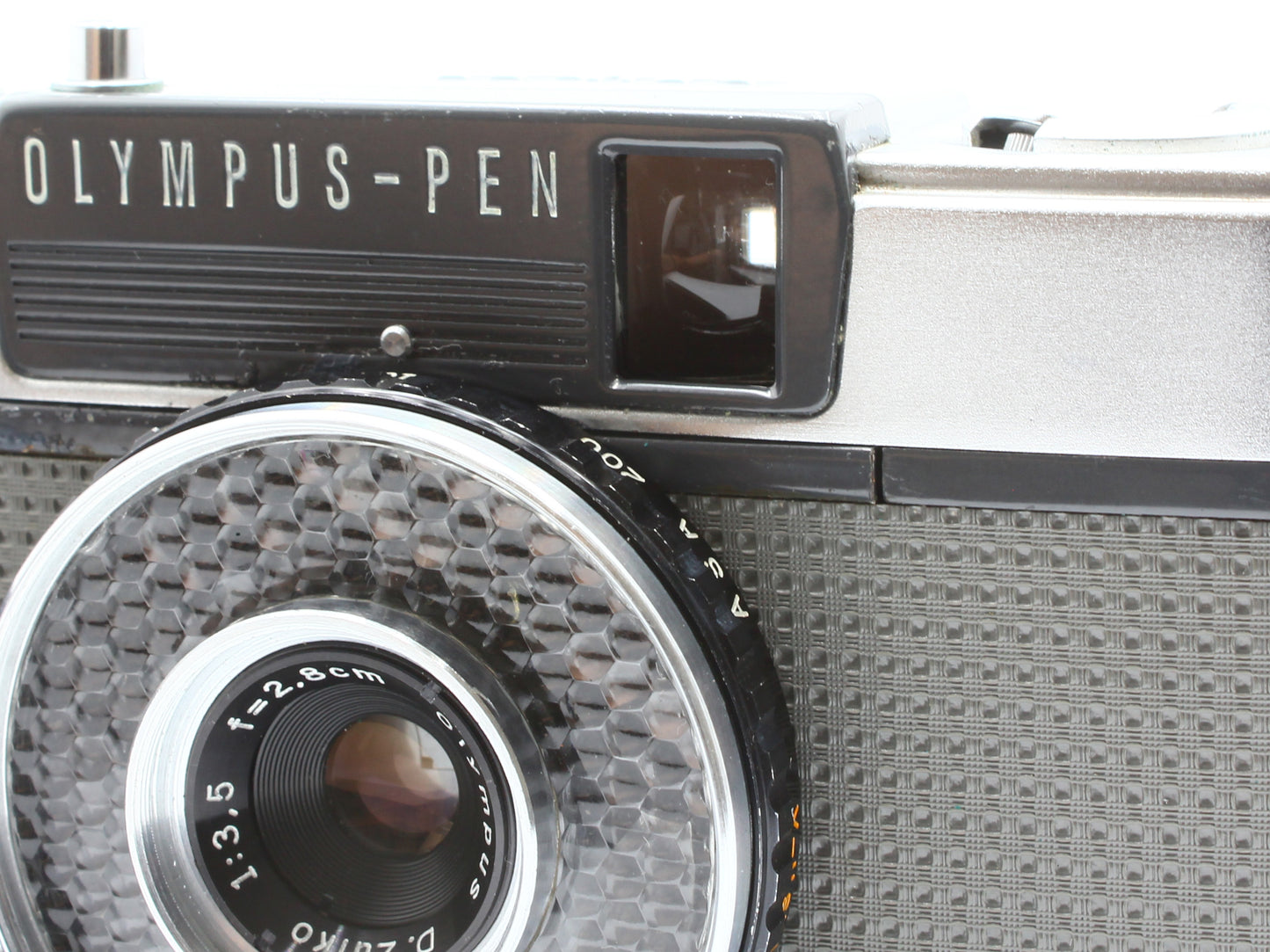Olympus Pen EE Silver Half Frame 35mm Film Camera D.Zuiko 2.8cm f3.5【Exc+5】