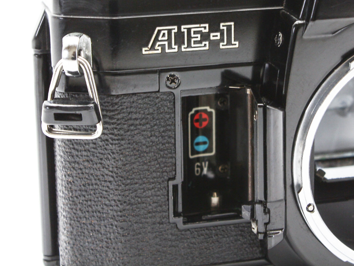Canon AE-1 SLR 35mm Film Camera New FD 28-55mm f/3.5-4.5 Zoom Lens JAPAN【Exc+4】