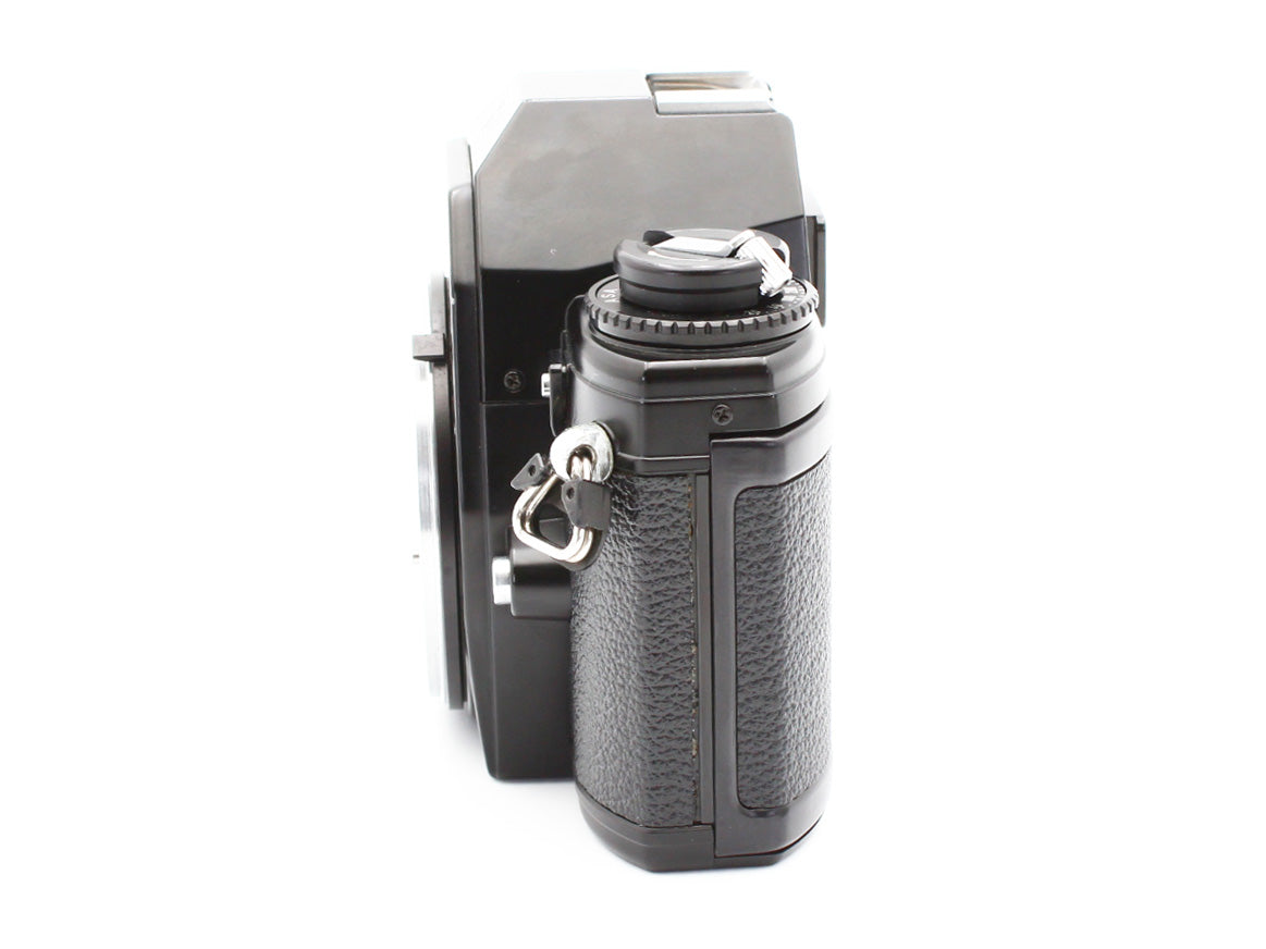 Nikon EM Film Camera Black Zoom-Nikkor 35-70mm f/3.3-4.5 Ai-s Lens JAPAN【Exc+4】
