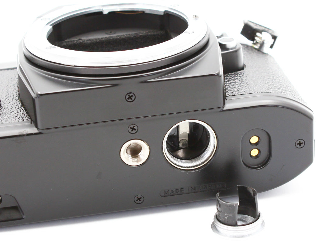 Nikon EM Film Camera Black Zoom-Nikkor 35-70mm f/3.3-4.5 Ai-s Lens JAPAN【Exc+4】