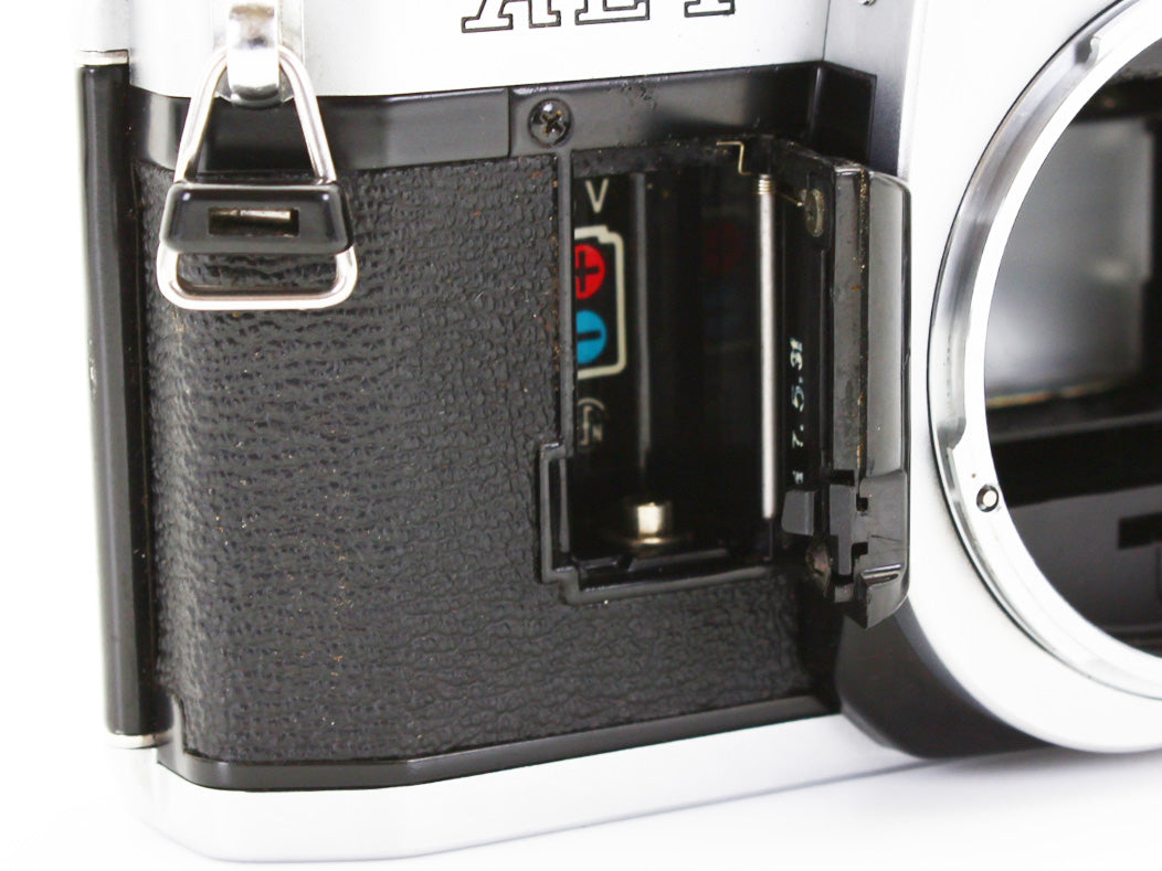 Canon AE-1 SLR 35mm Film Camera FD 35mm f/3.5 s.c. Lens from JAPAN【Exc+4】