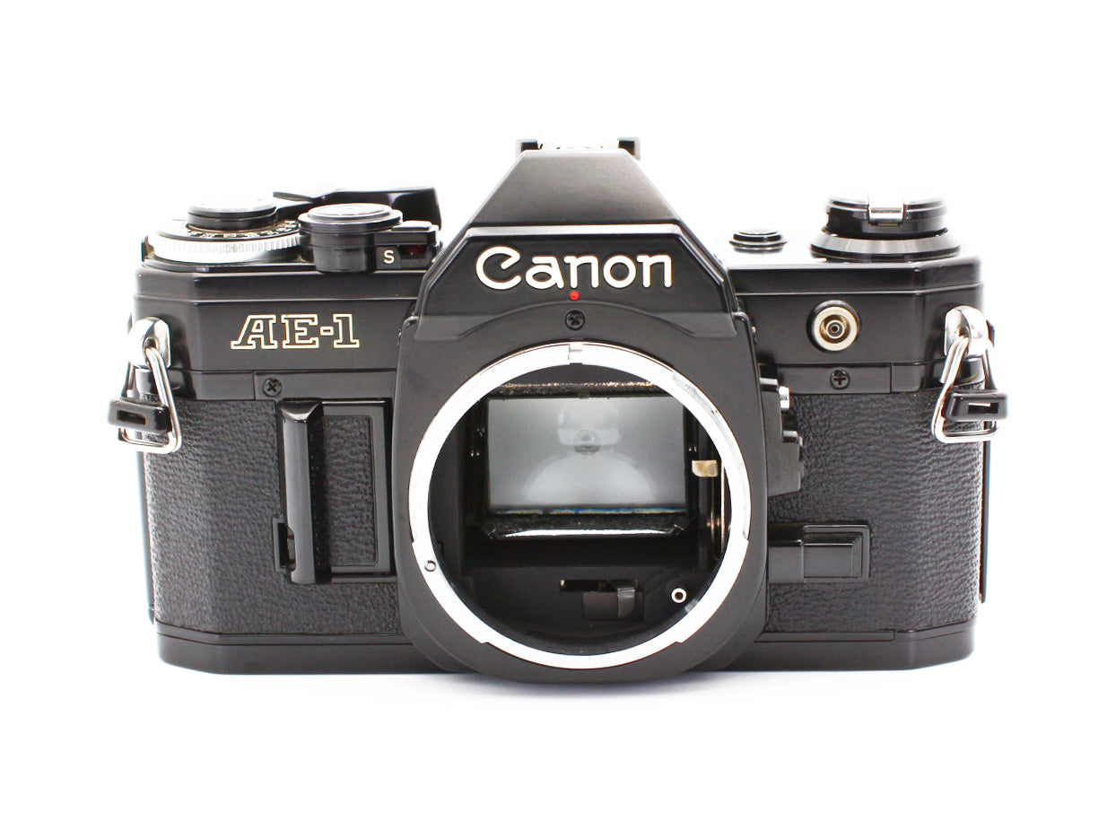 Canon AE-1 SLR Film Camera  Black NFD 35-70mm f/4 Zoom MF Lens from JAPAN【Exc+4】