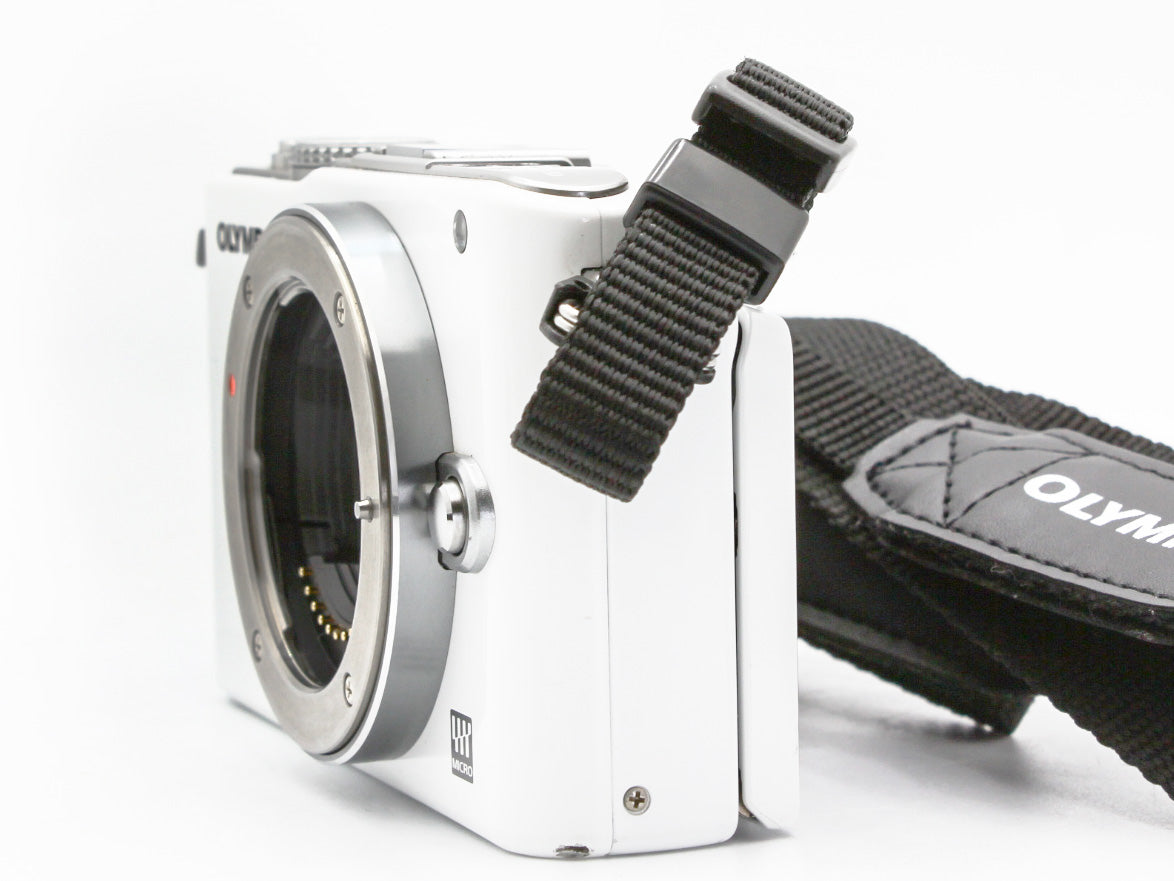 OLYMPUS PEN LITE E-PL3 12.3MP Digital Camera Body from JAPAN【Exc+5】
