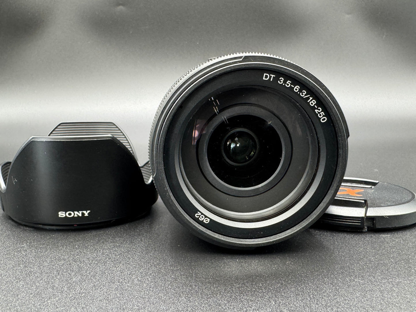 Sony 18-200mm f/3.5-6.3 DT Zoom A Mount DSLR Camera Lens SAL18200 from JAPAN【Exc+3】