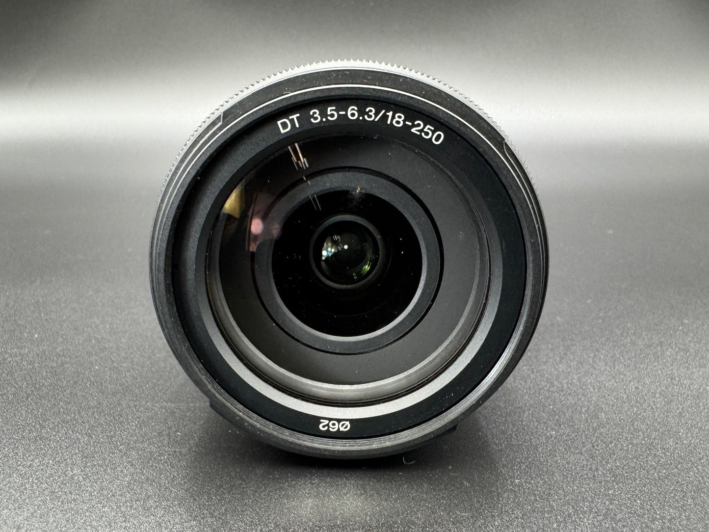 Sony 18-200mm f/3.5-6.3 DT Zoom A Mount DSLR Camera Lens SAL18200 from JAPAN【Exc+3】