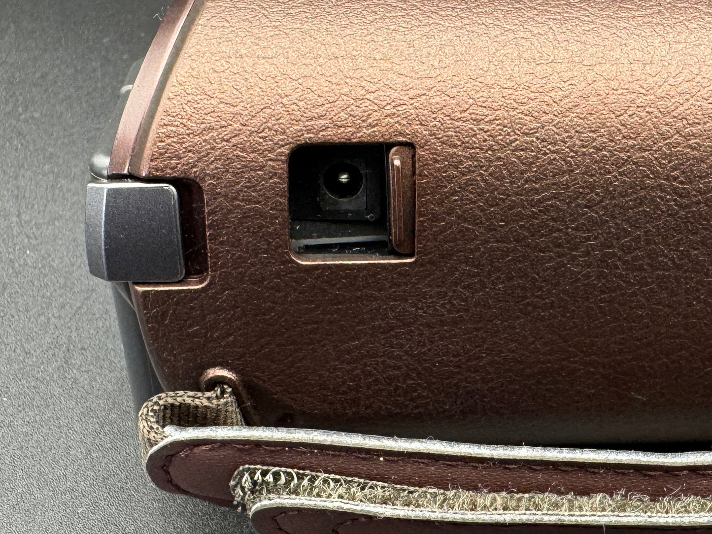 Panasonic HC-W570M Brown Digital Hi-Vision Video Camera 50x Zoom from JAPAN【Mint】
