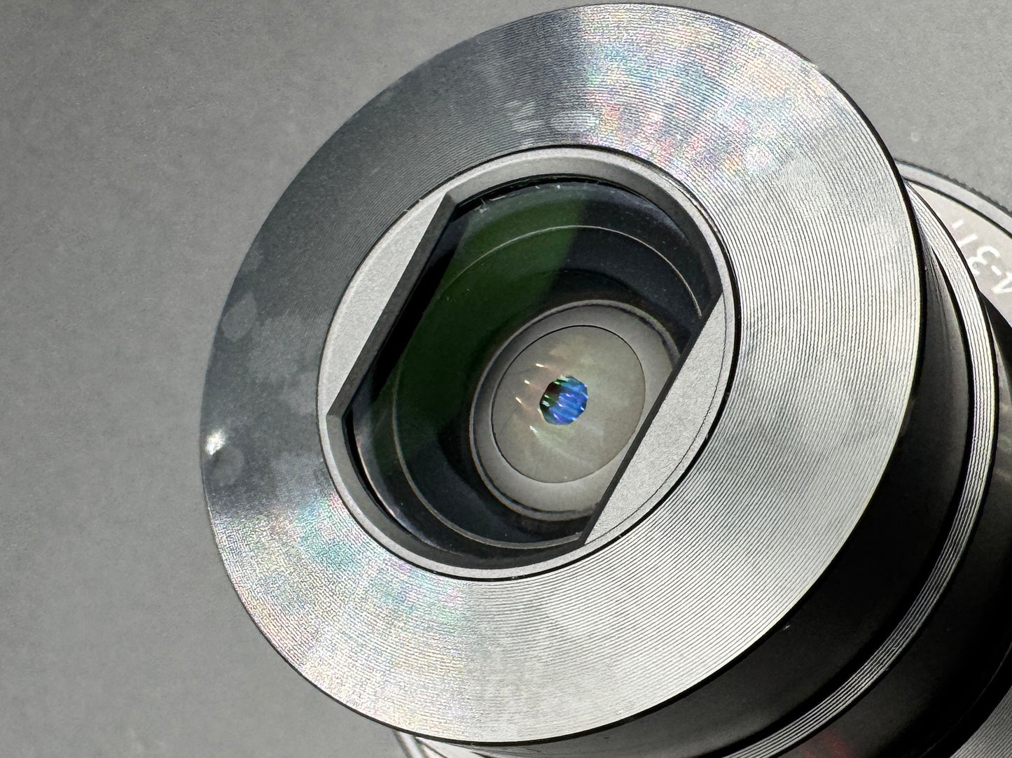 Sony Cyber-Shot DSC-QX100 Lens Style Digital Camera Carl Zeiss Lens【Exc+5】