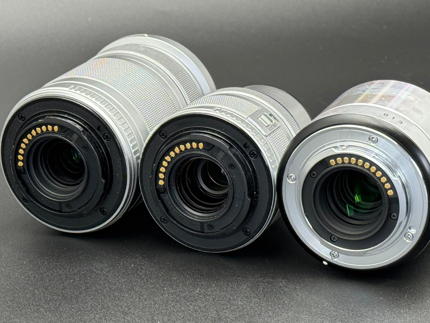 Olympus PEN Lite E-PL5 White 16.5 MP DSLR Camera 14-42/40-150/60 3 Lenses【Exc+4】