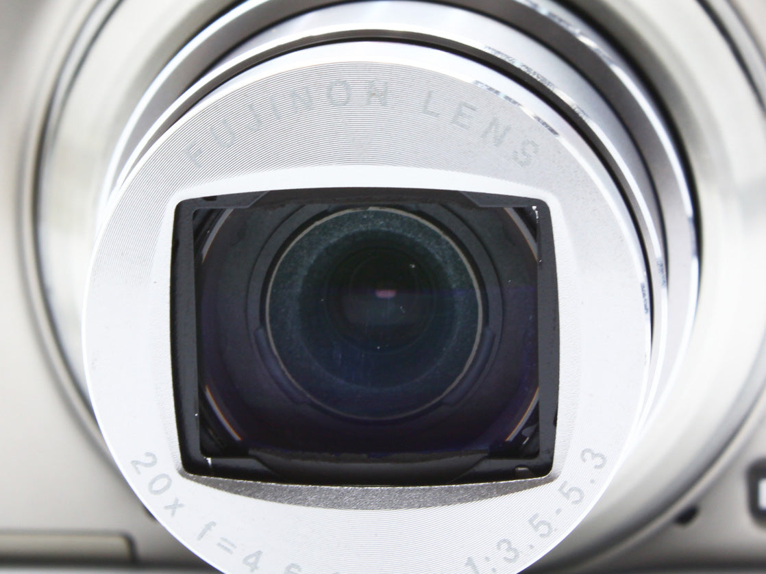 FUJIFILM FinePix F770 EXR 16MP Digital Camera 20x Optical Zoom Lens JAPAN【Exc+5】