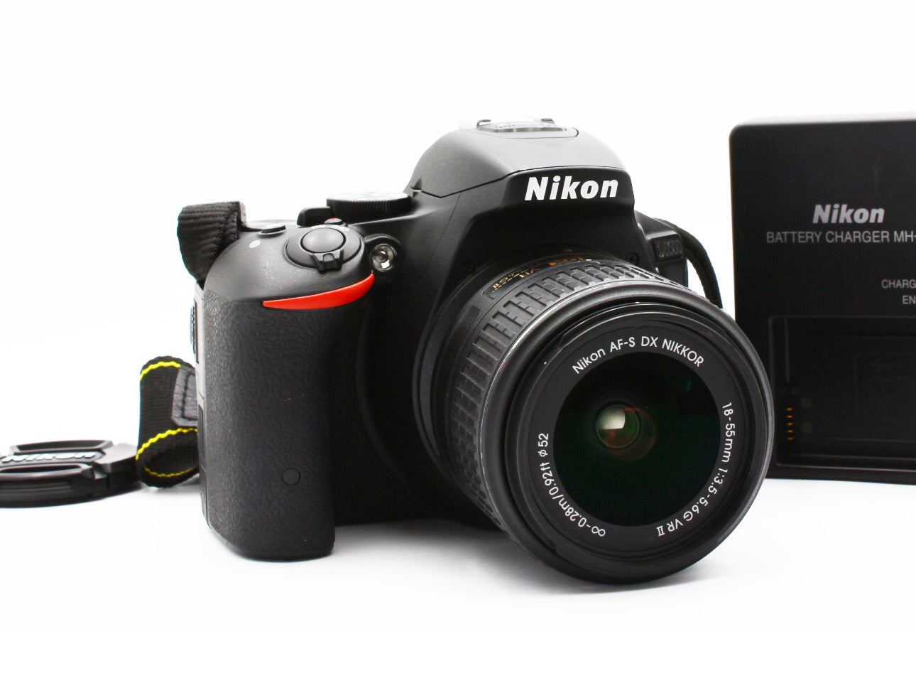 Nikon D5500 Digital Camera AF-S DX NIKKOR 18-55mm 3.5-5.6G VR II  Lens 【NearMint】