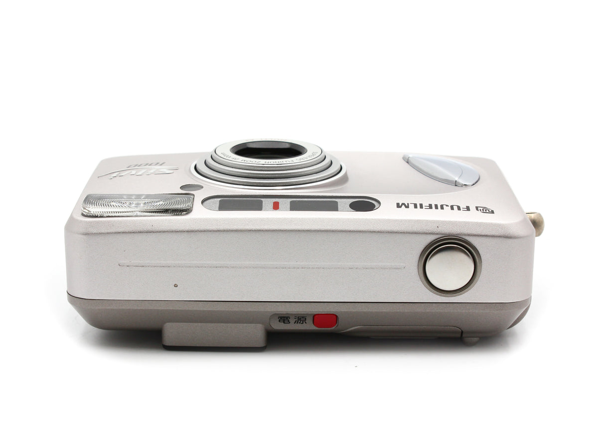 FUJIFILM Silvi 1000 Silver 35mm Compact Film Camera 28-100mm Lens【Near Mint】