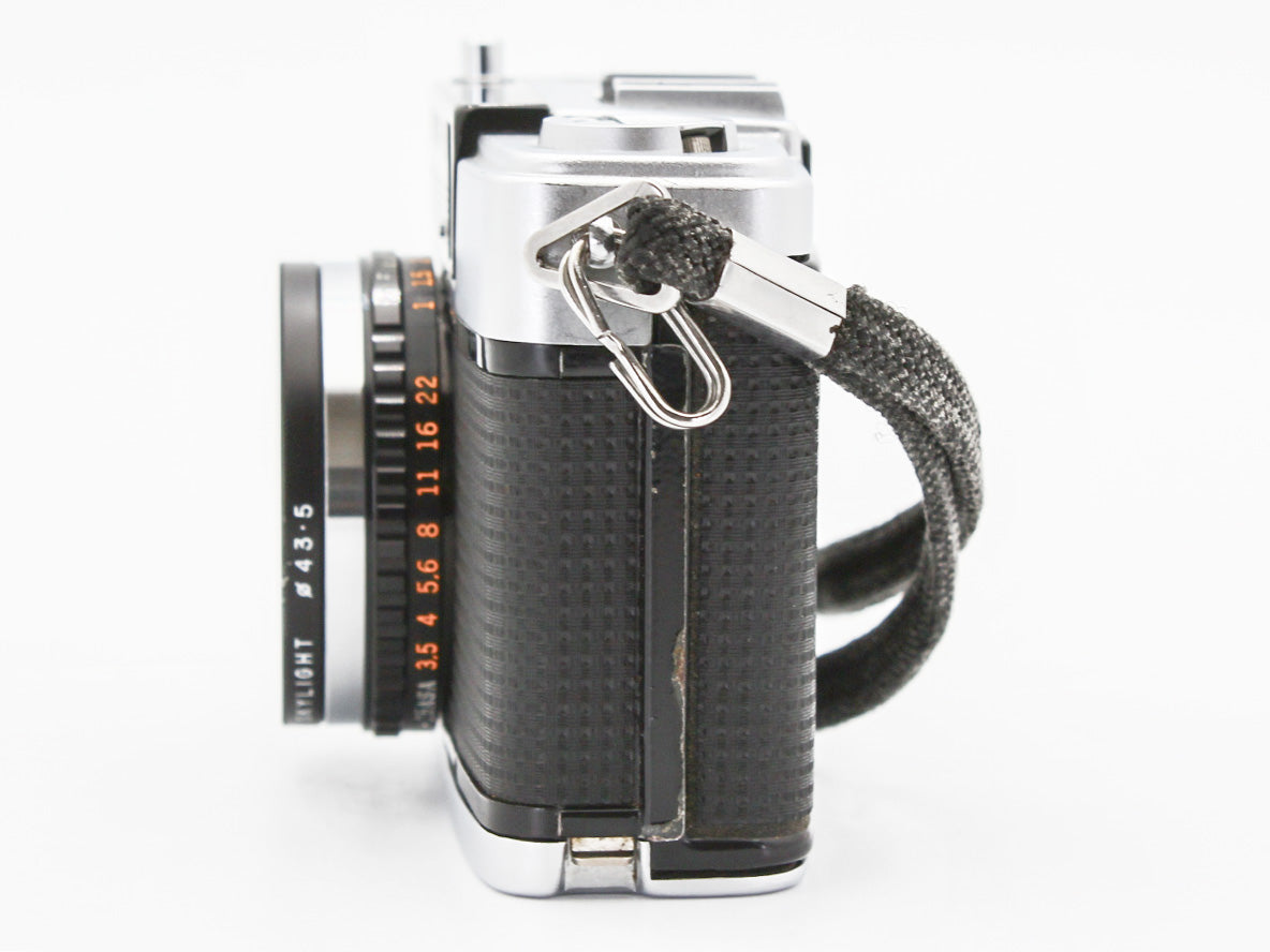 Olympus PEN EE-3 Half Frame 35mm Film Camera 28mm f/3.5 Lens from JAPAN【Exc+5】
