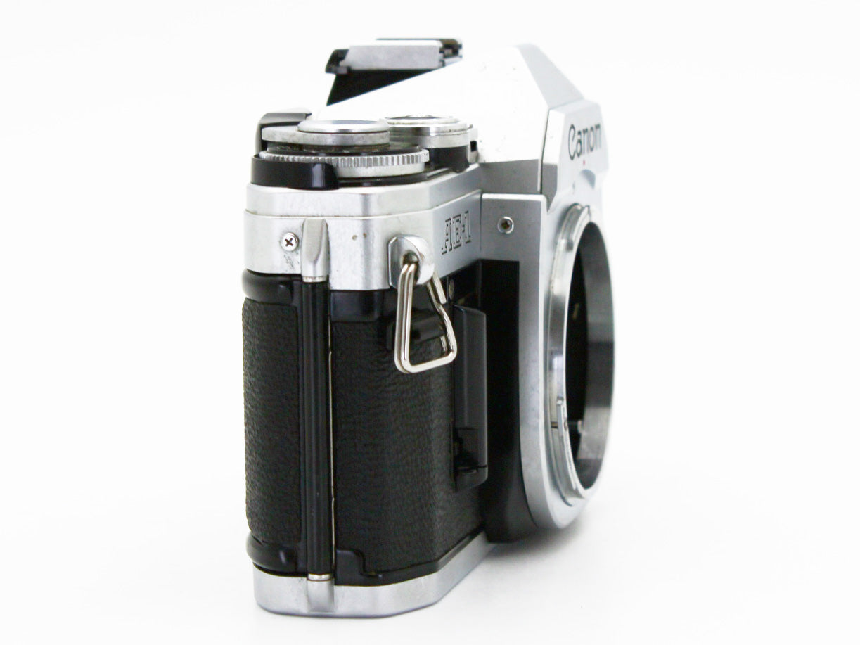 Canon AE-1 35mm SLR Film Camera NewFD 35mm f/2.8 Lens from JAPAN【Exc+4】