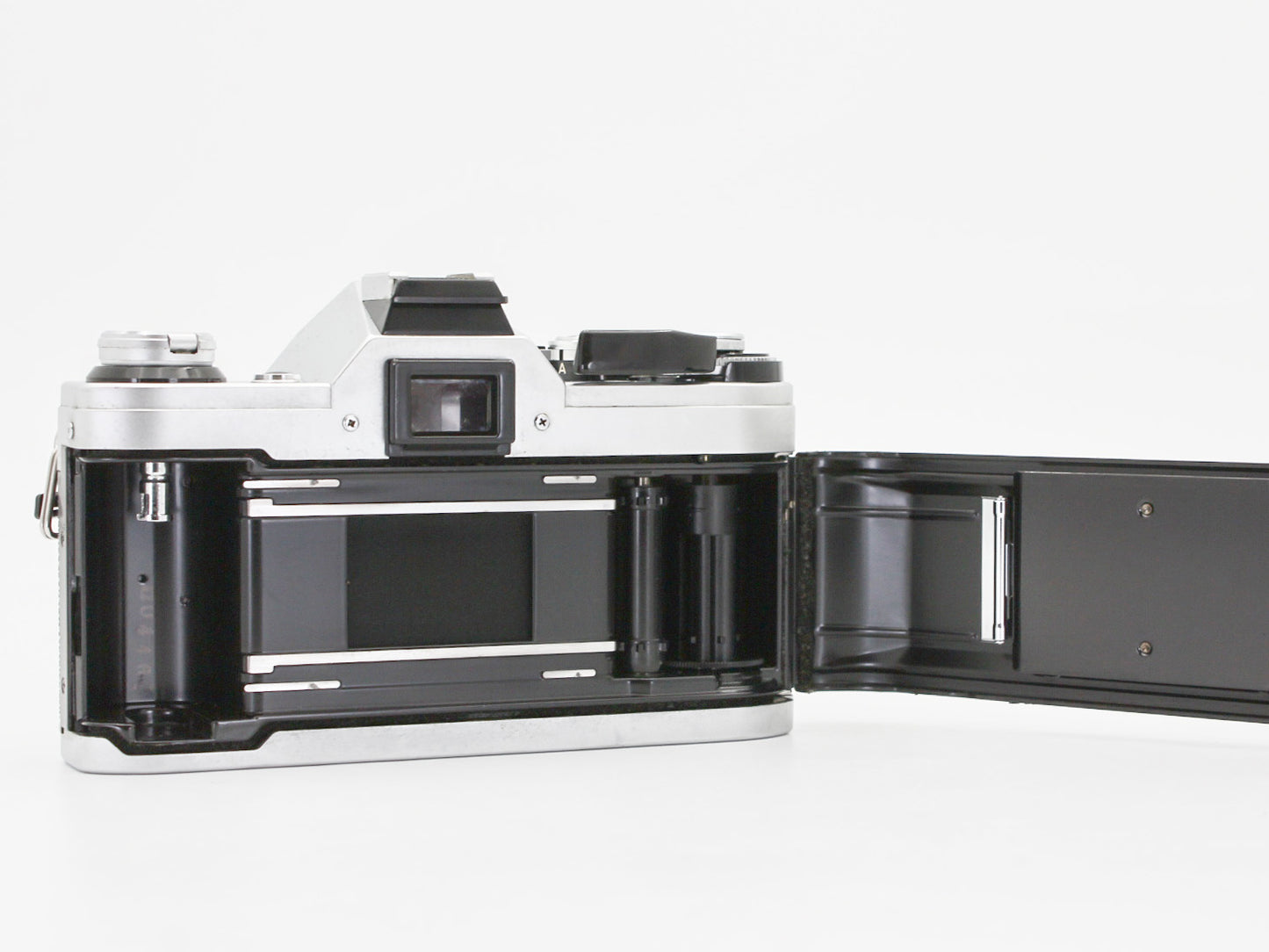 Canon AE-1 35mm SLR Film Camera NewFD 35mm f/2.8 Lens from JAPAN【Exc+4】