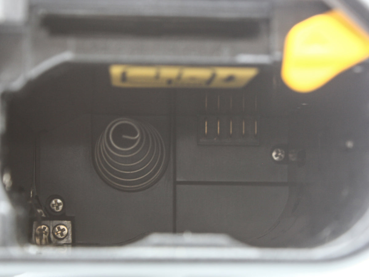 Nikon 1 V1 Digital Mirrorless Camera 1 NIKKOR 30-110mm f/3.8-5.6 Lens【Exc+5】