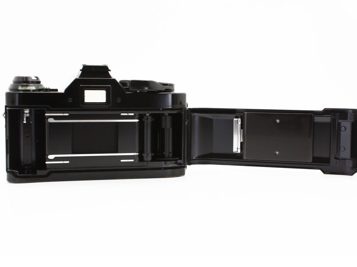Canon AE-1 PROGRAM 35mm SLR Film Camera FD 35-70mm f/3.5-4.5 Lens JAPAN【Exc+3】