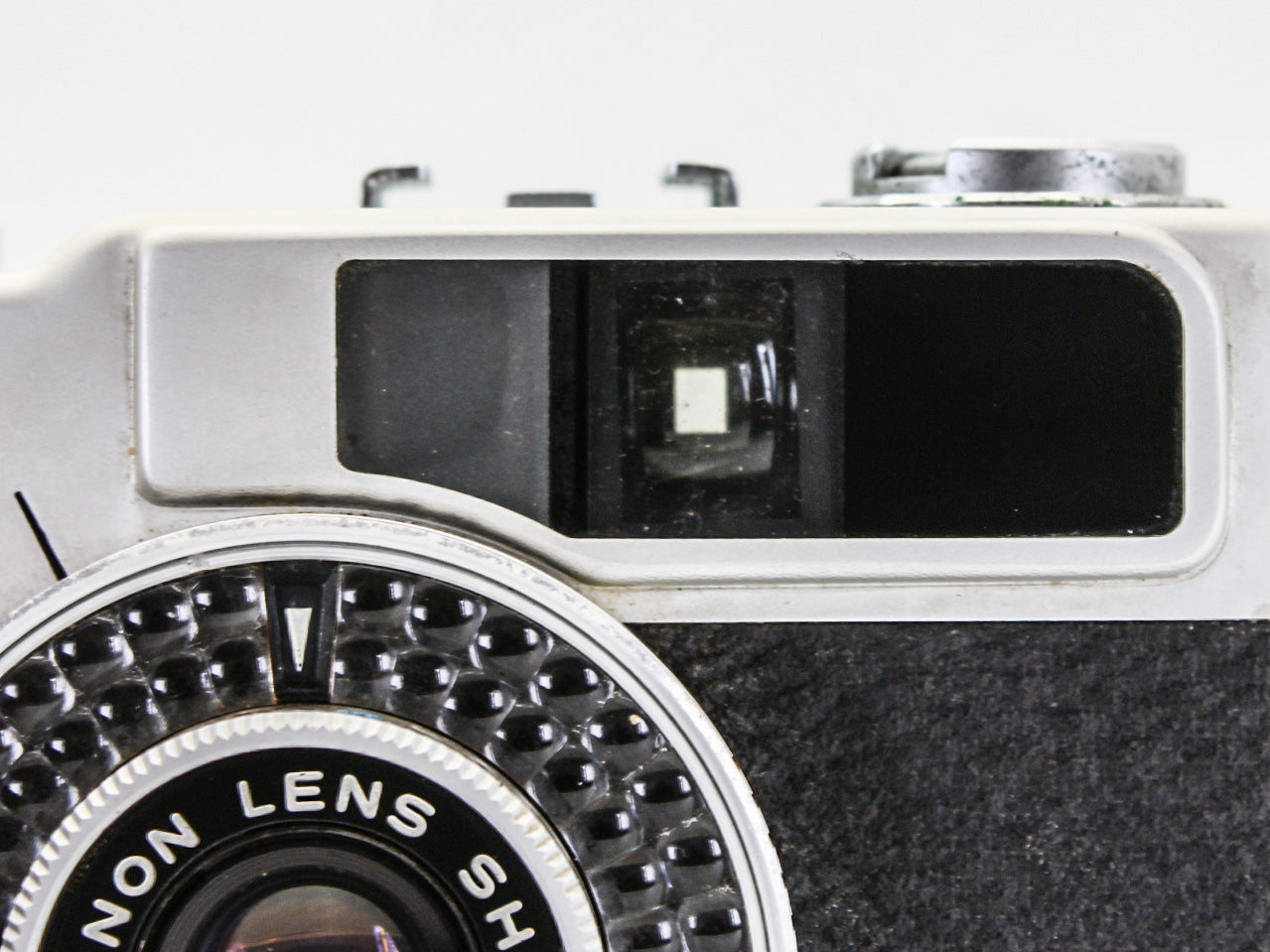 Canon Demi EE28 Half Frame 35mm Film Camera 28mm f/2.8 Lens from JAPAN【Very Good】