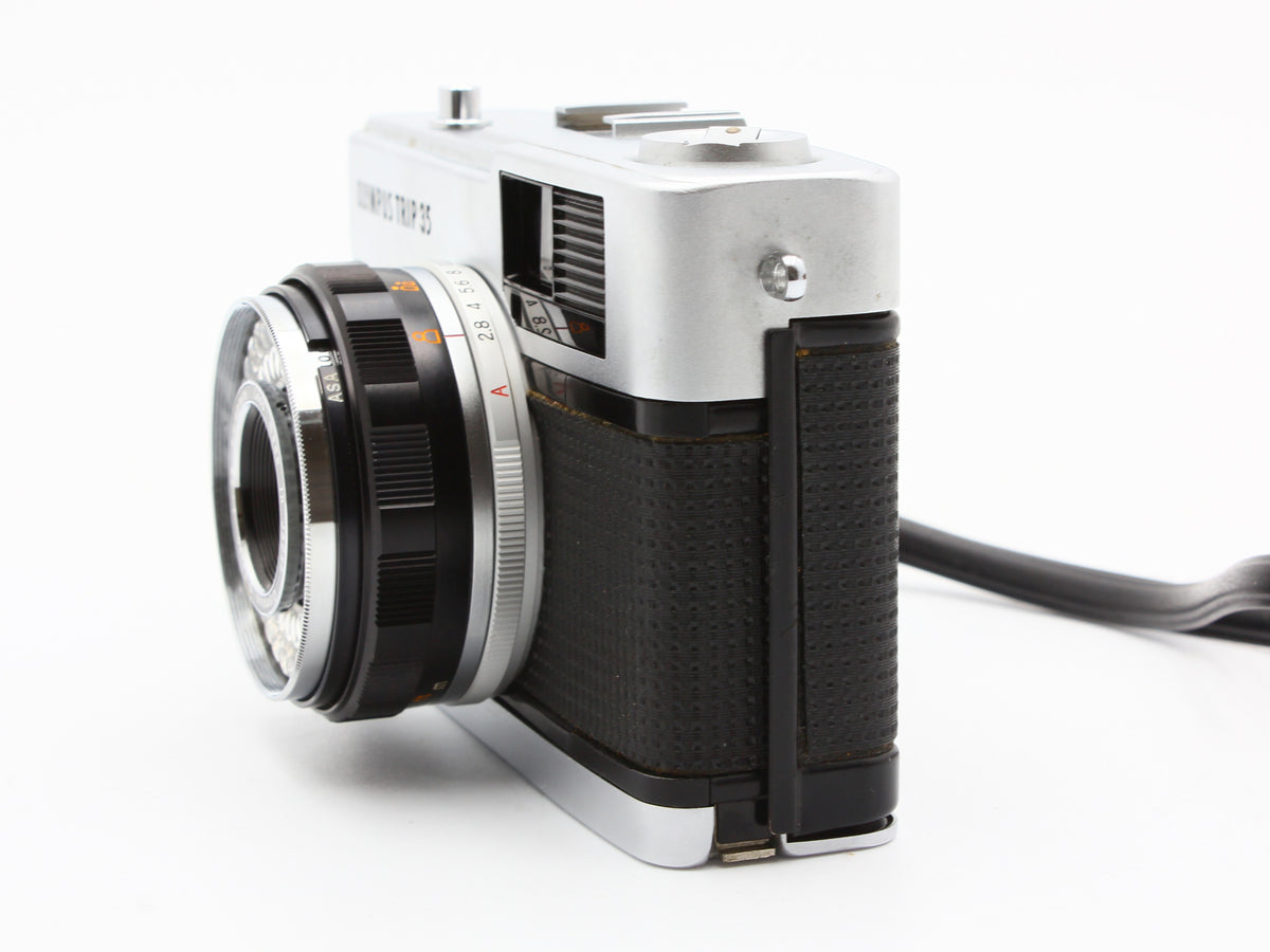 OLYMPUS TRIP 35 Film Camera D.Zuiko 40mm f/2.8 Lens from JAPAN【Exc+3】
