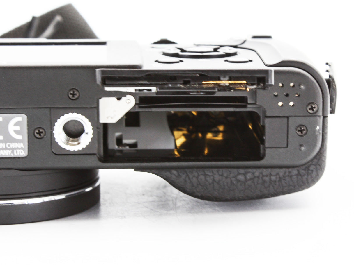RICOH GX200 Black 12.1MP Compact Digital Camera 3x Zoom Lens JAPAN 【Exc+4】