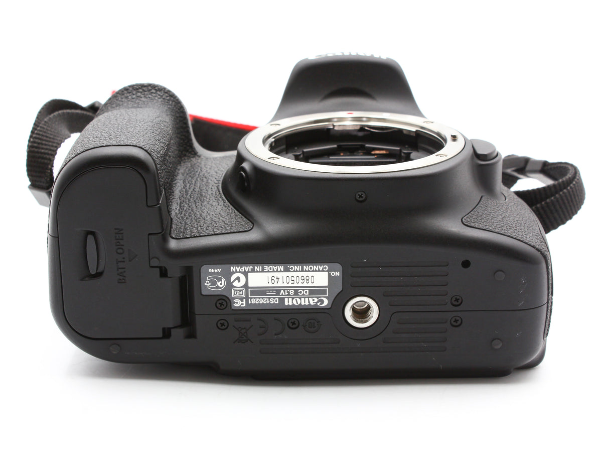 Canon EOS 60D DSLR Camera EF-S 18-135mm F3.5-5.6 IS Lens Japan【Exc+5】