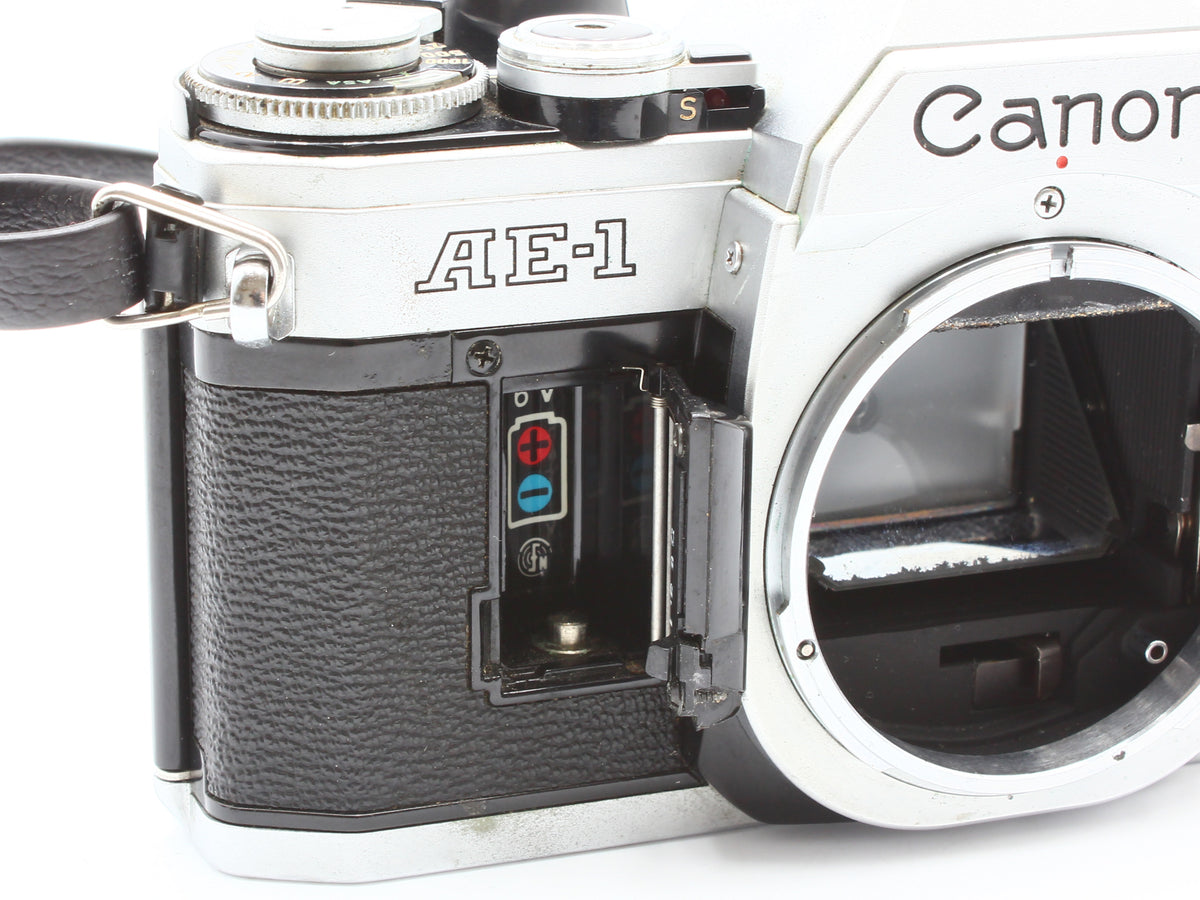 Canon AE-1 Film SLR Camera FD 50mm F1.4 Lens Japan【Very Good】