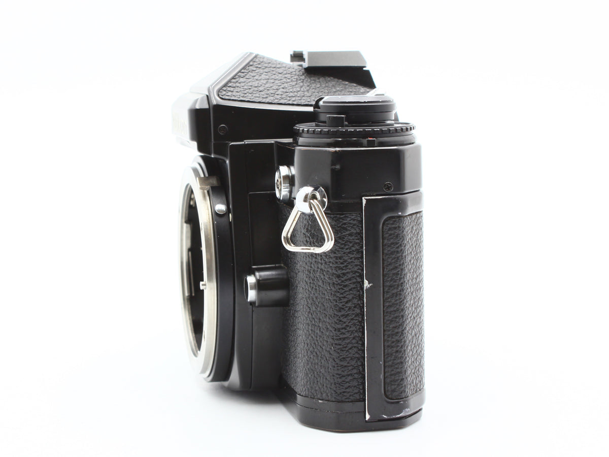 NIKON FE Black 35mm SLR Film Camera Body from JAPAN 【Exc+5】