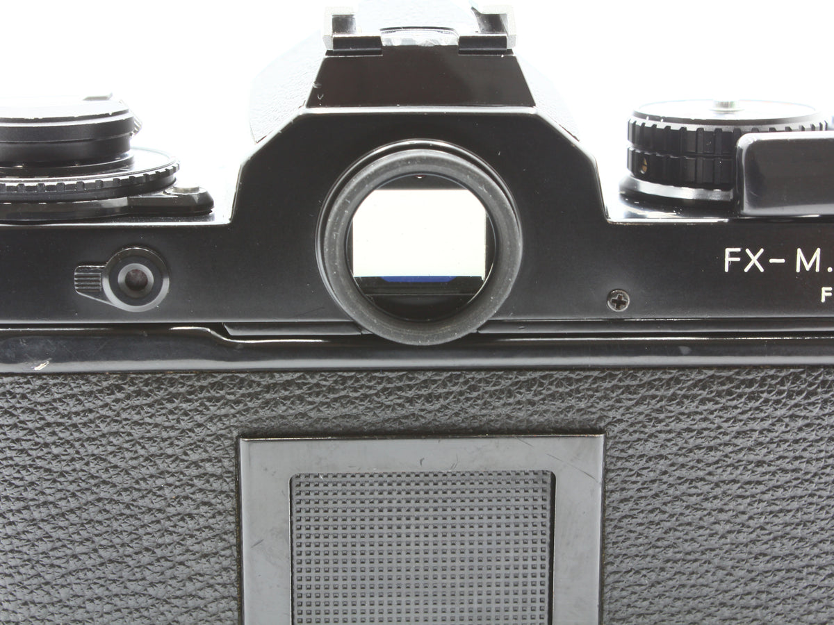 NIKON FE Black 35mm SLR Film Camera Body from JAPAN 【Exc+5】