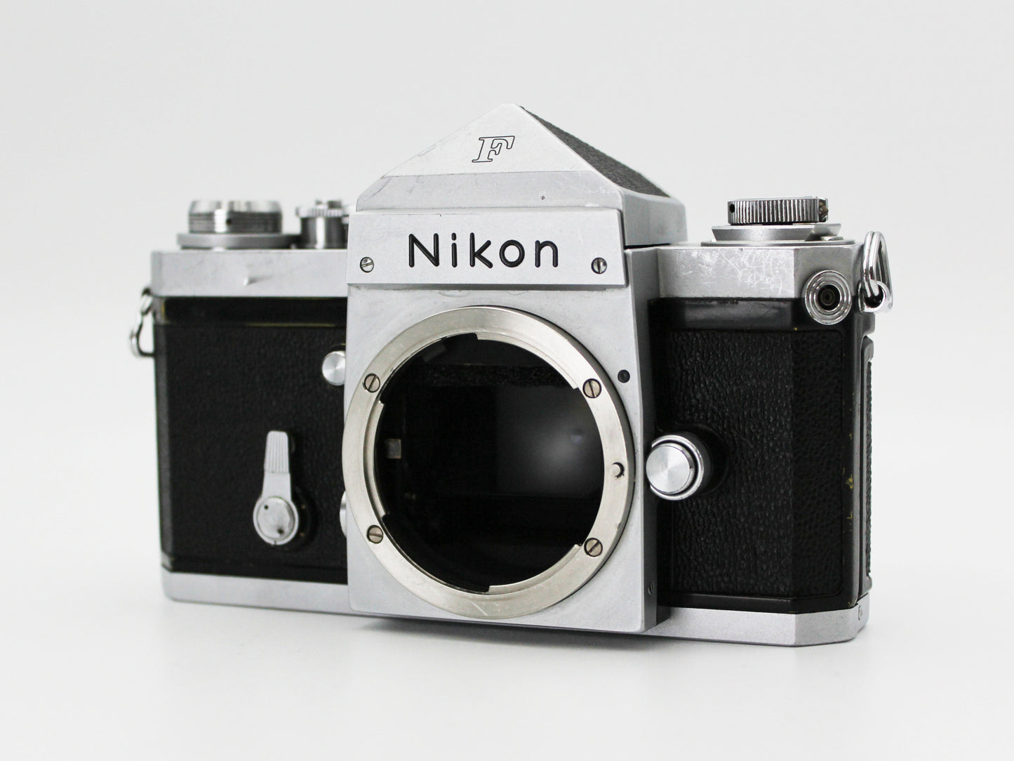 Nikon F Eyelevel Finder 35mm SLR Film Camera Silver Body from JAPAN【Exc+4】