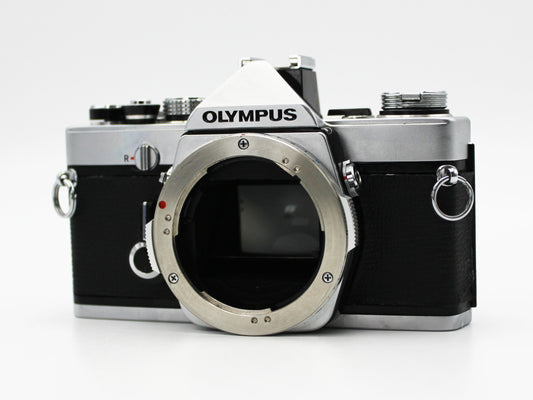 OLYMPUS OM-1 Silver 35mm SLR Film Camera Body from JAPAN【Near Mint】