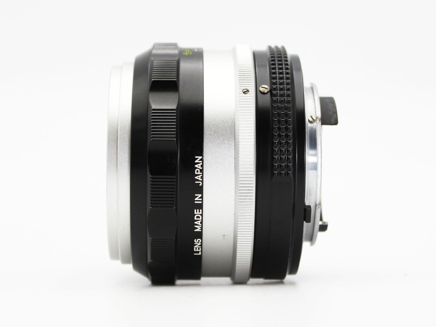 Nikon Nikomat 35mm SLR Film Camera NIKKOR-S Auto 50mm f/1.4 Lens Japan【Exc+4】