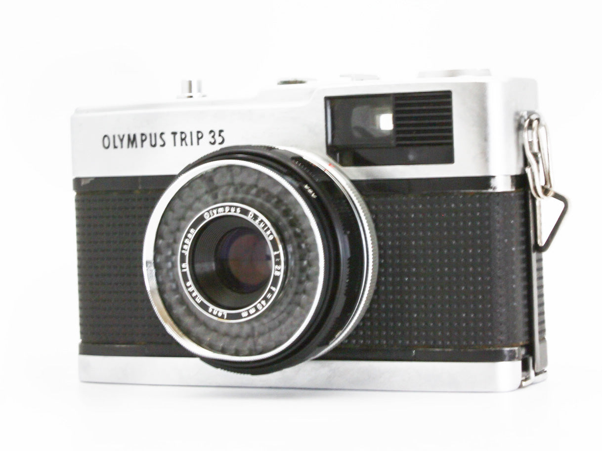 Olympus Trip 35 35mm Film Camera Silver D.Zuiko 40mm f/2.8 Lens JAPAN【Exc+4】