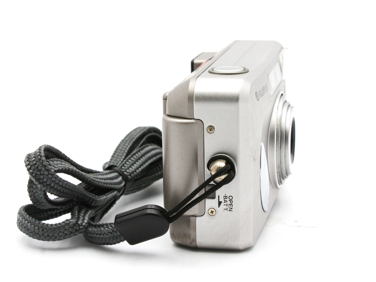FUJIFILM Silvi 1000 Point & Shoot 35mm Film Camera from JAPAN【Exc+4】