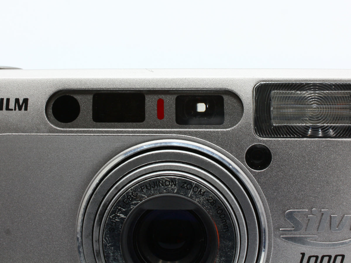 FUJIFILM Silvi 1000 Point & Shoot 35mm Film Camera from JAPAN【Exc+4】