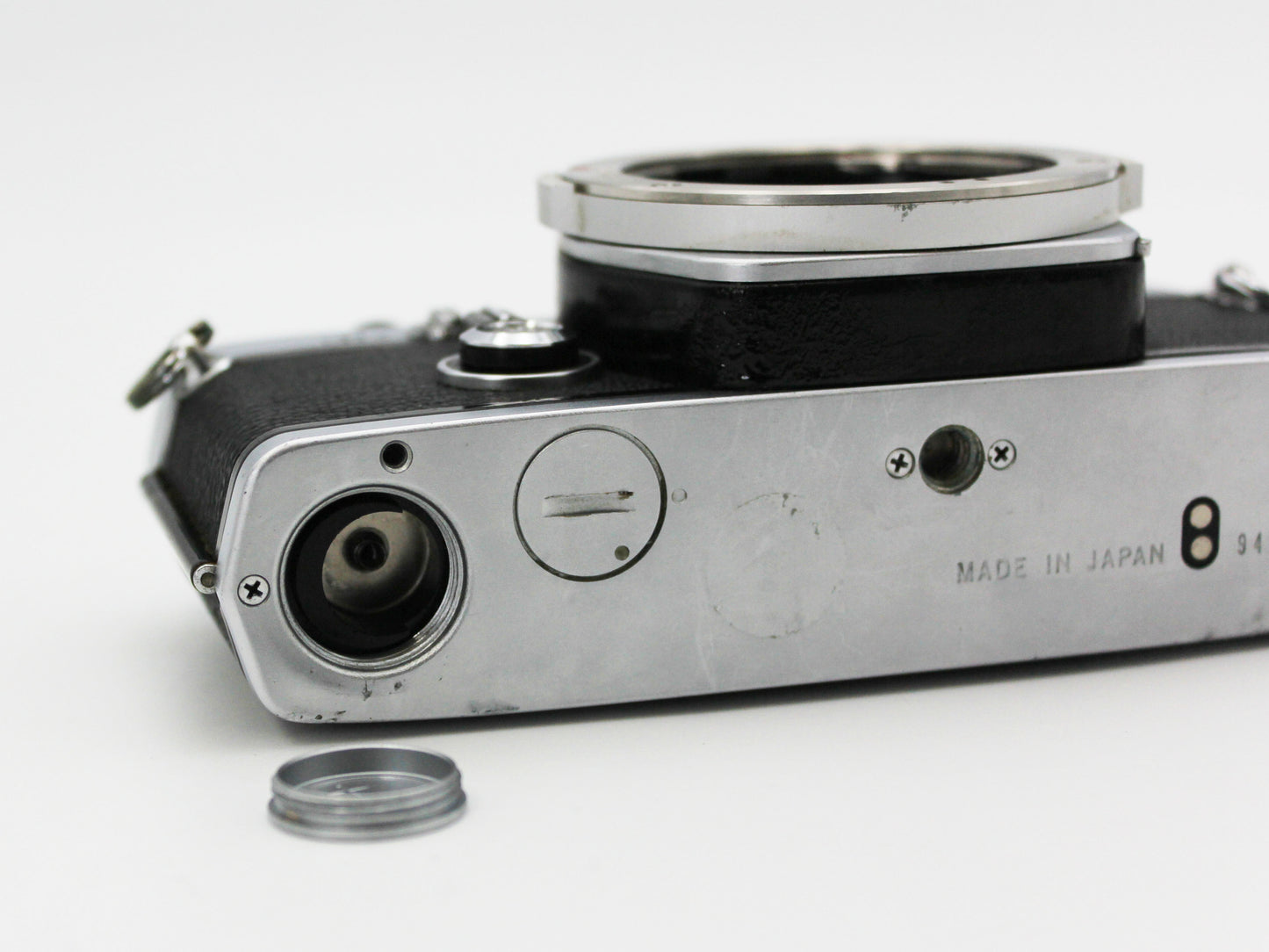 Olympus OM-2N Silver 35mm SLR Film Camera Body from JAPAN【Exc+4】