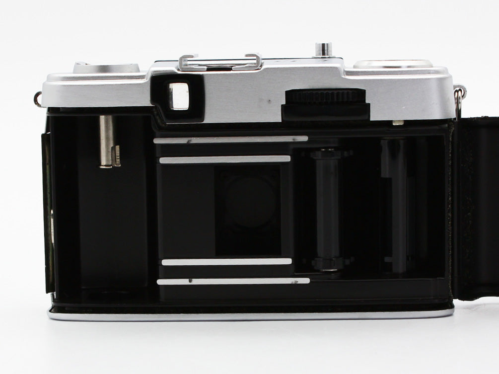 OLYMPUS-PEN EE-3 Half Frame 35mm Film Camera from JAPAN【Exc+5】