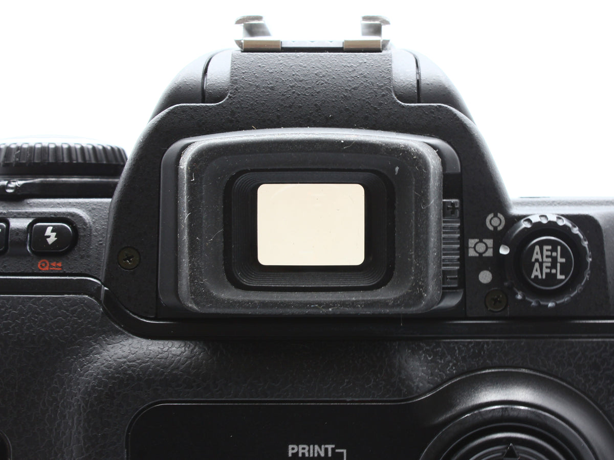 Nikon F80 Black SLR 35mm Film Camera Body MB-16 from JAPAN【NearMint】