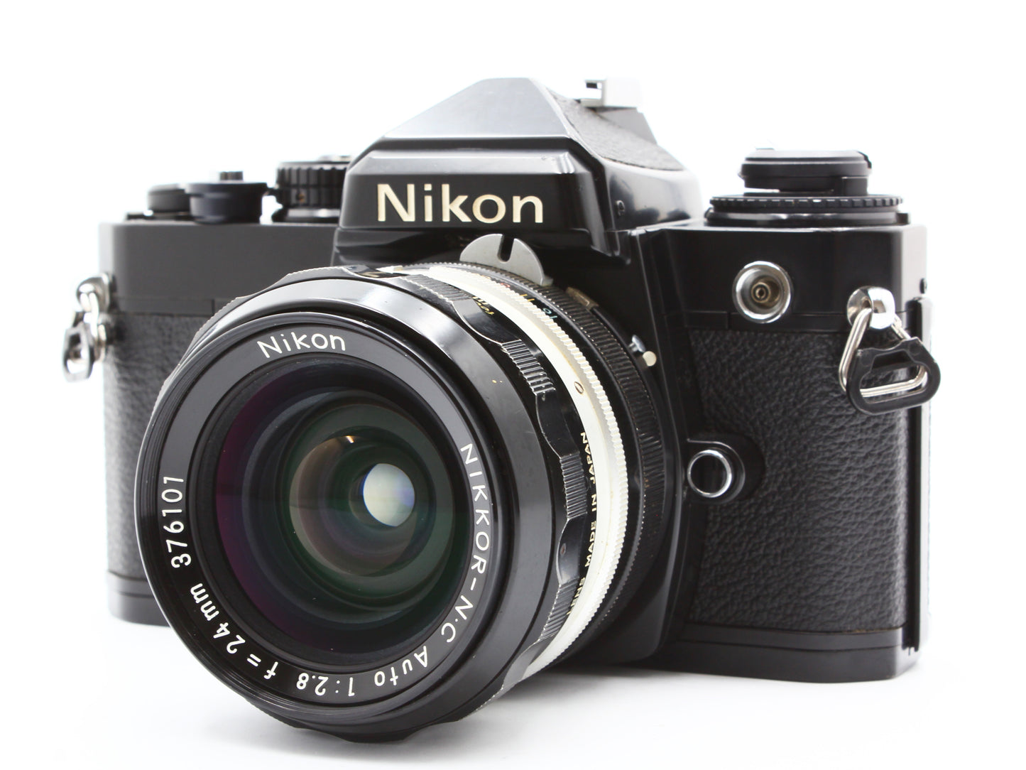 Nikon FE Black 35mm SLR Film Camera Nikkor N.C 24mm f/2.8 from Japan【Exc+4】