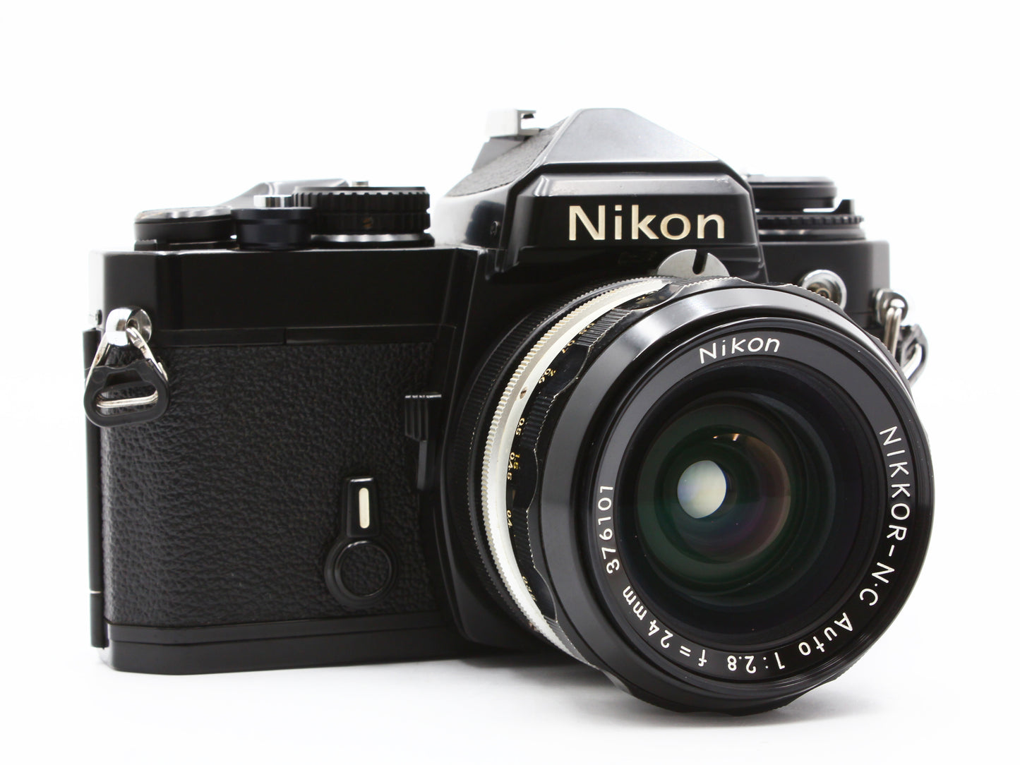 Nikon FE Black 35mm SLR Film Camera Nikkor N.C 24mm f/2.8 from Japan【Exc+4】