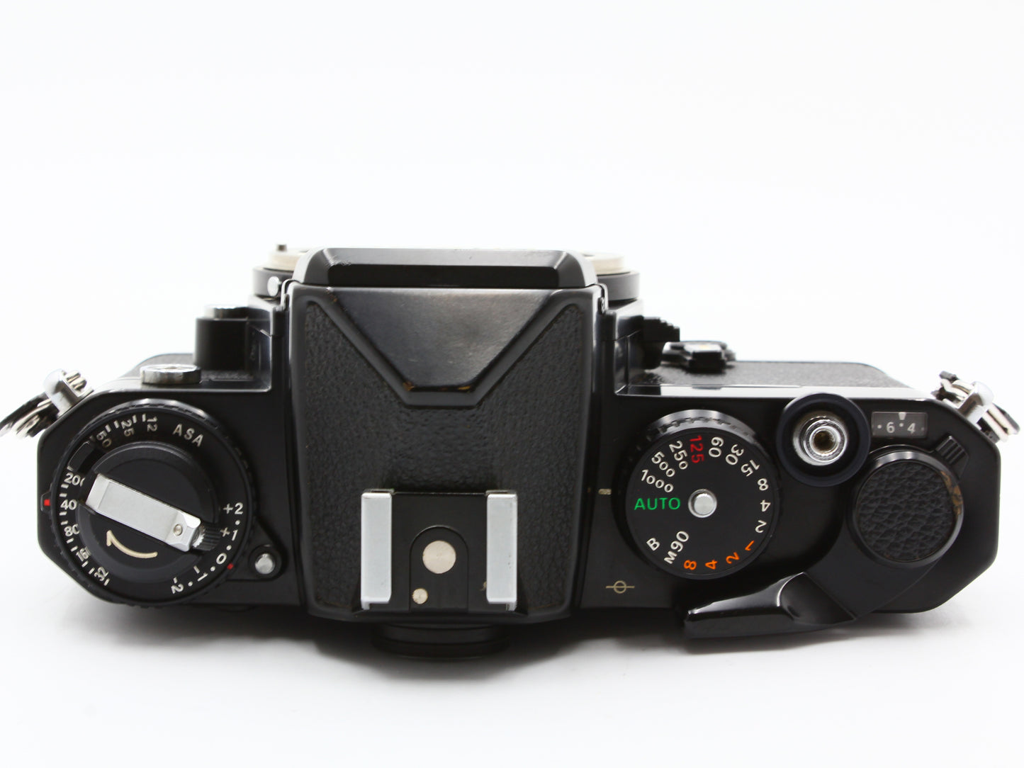 Nikon FE Black 35mm SLR Film Camera Nikkor N.C 24mm f/2.8 from Japan【Exc+4】