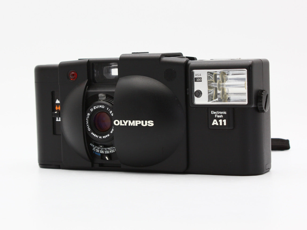 Olympus XA2 Point & Shoot 35mm Film Camera A11 Flash from JAPAN【Exc+4】